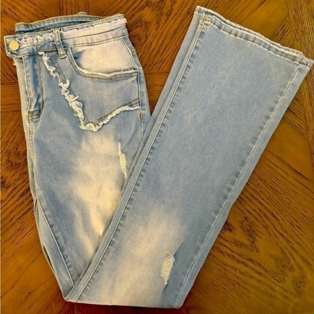 Bootcut Jeans Size Medium (6)